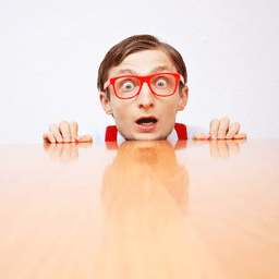 worker-scared-networking